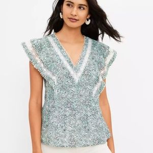 NWT Spring Bloom Lacy Ruffle Peplum Top